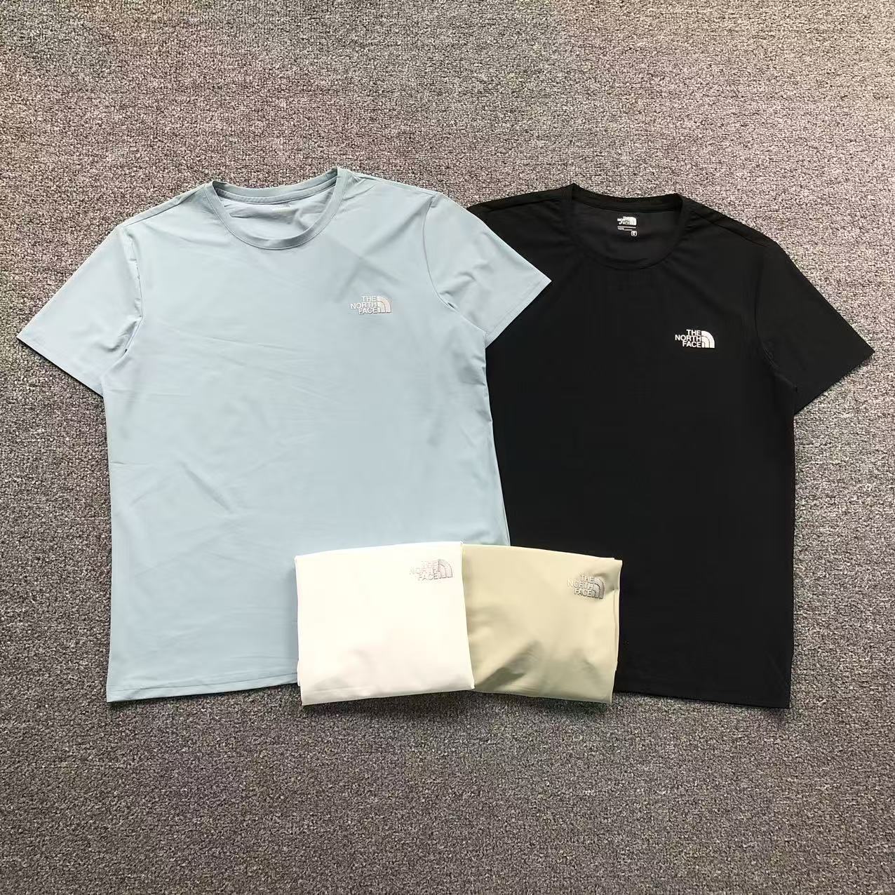 The North Face TEE