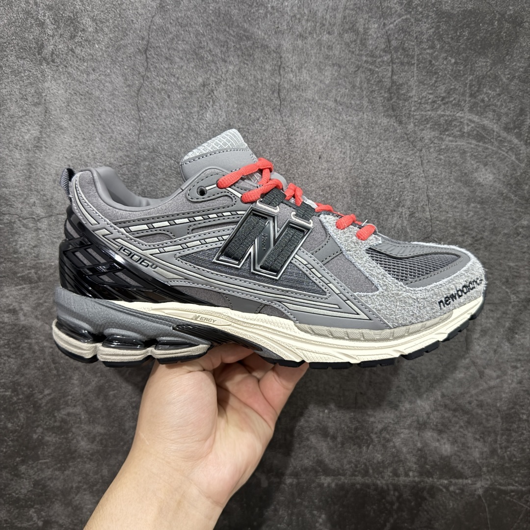 New Balance 530